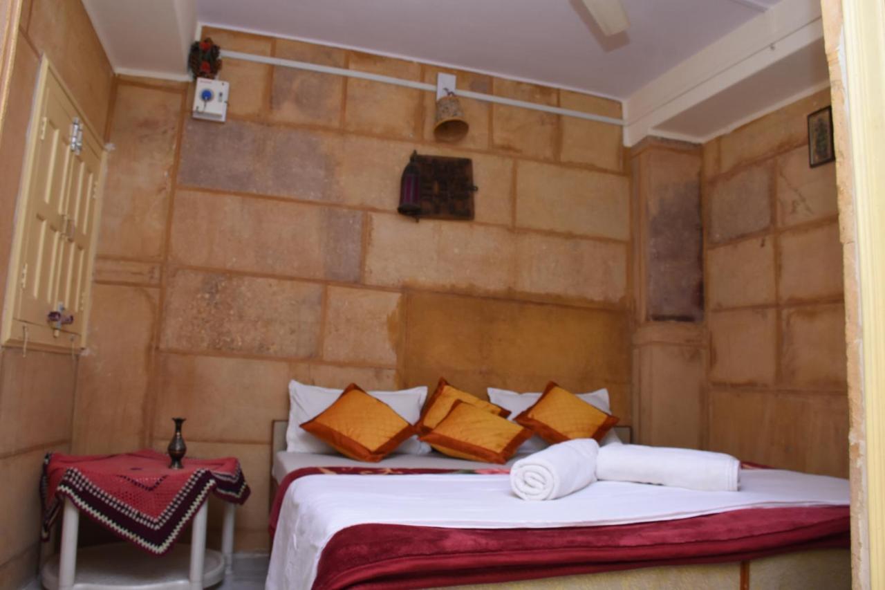 Rumi'S Home Stay Jaisalmer Exterior photo